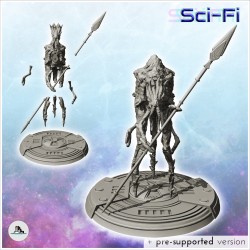 Large alien creature with spear (2)