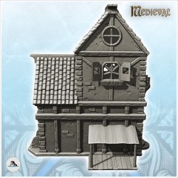 Grande maison médiévale avec toit en tuile et auvent sur côté (1)