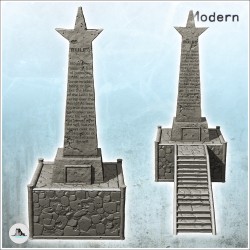 Grand monument commémoratif en forme d'étoile avec inscriptions gravées et escalier d'accès (7)