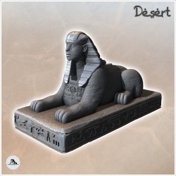 Sphinx allongé avec Némésis sur plateforme en pierre (9)