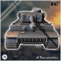 Panzer VI Tiger Ausf. E 1943 (middle)
