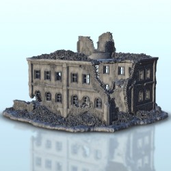 Immeuble en ruine avec tour...
